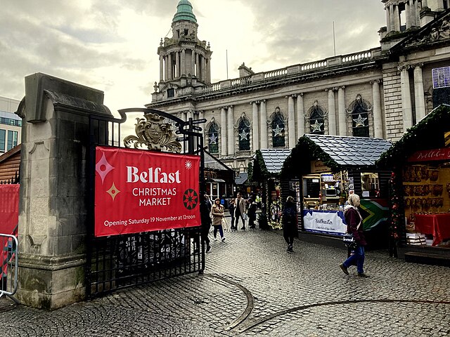 Belfast Christma Market city hall gate