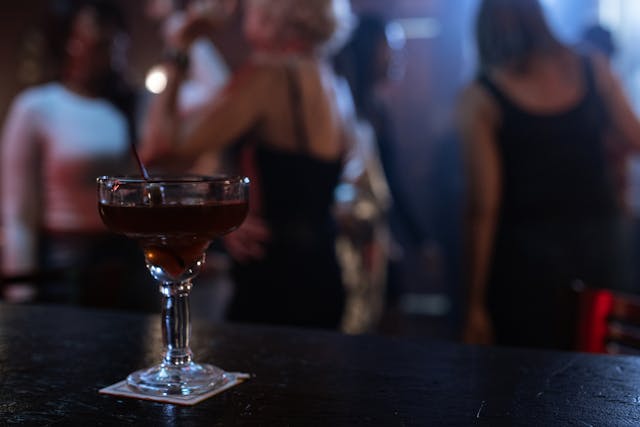 ladies bar hopping in belfast